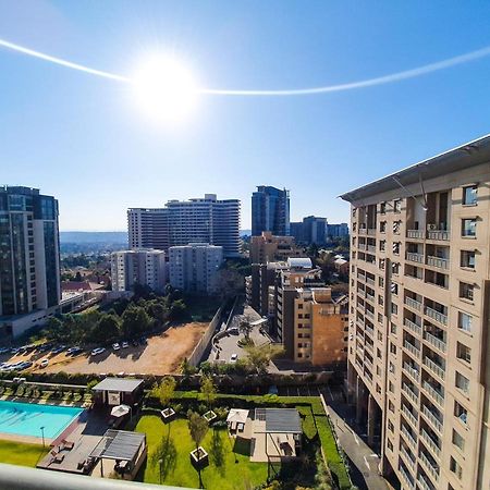 Westpoint Sandton Skyline Apartment جوهانسبورغ المظهر الخارجي الصورة
